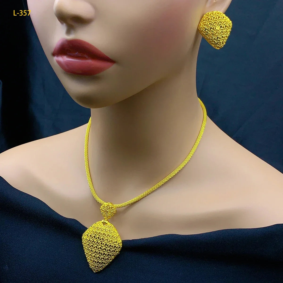 Indian Jewelry Set for Women Wedding Dubai 24k Gold Plated Bridal Two Pieces Necklace Earrings Sets Party Gift Accessories