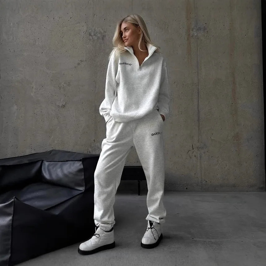 Fashionable Women's Sports Suit, Solid Color Loose Lapel, Long-sleeved Top, Straight-leg Pants, 2025 Women's Casual Sports Suit