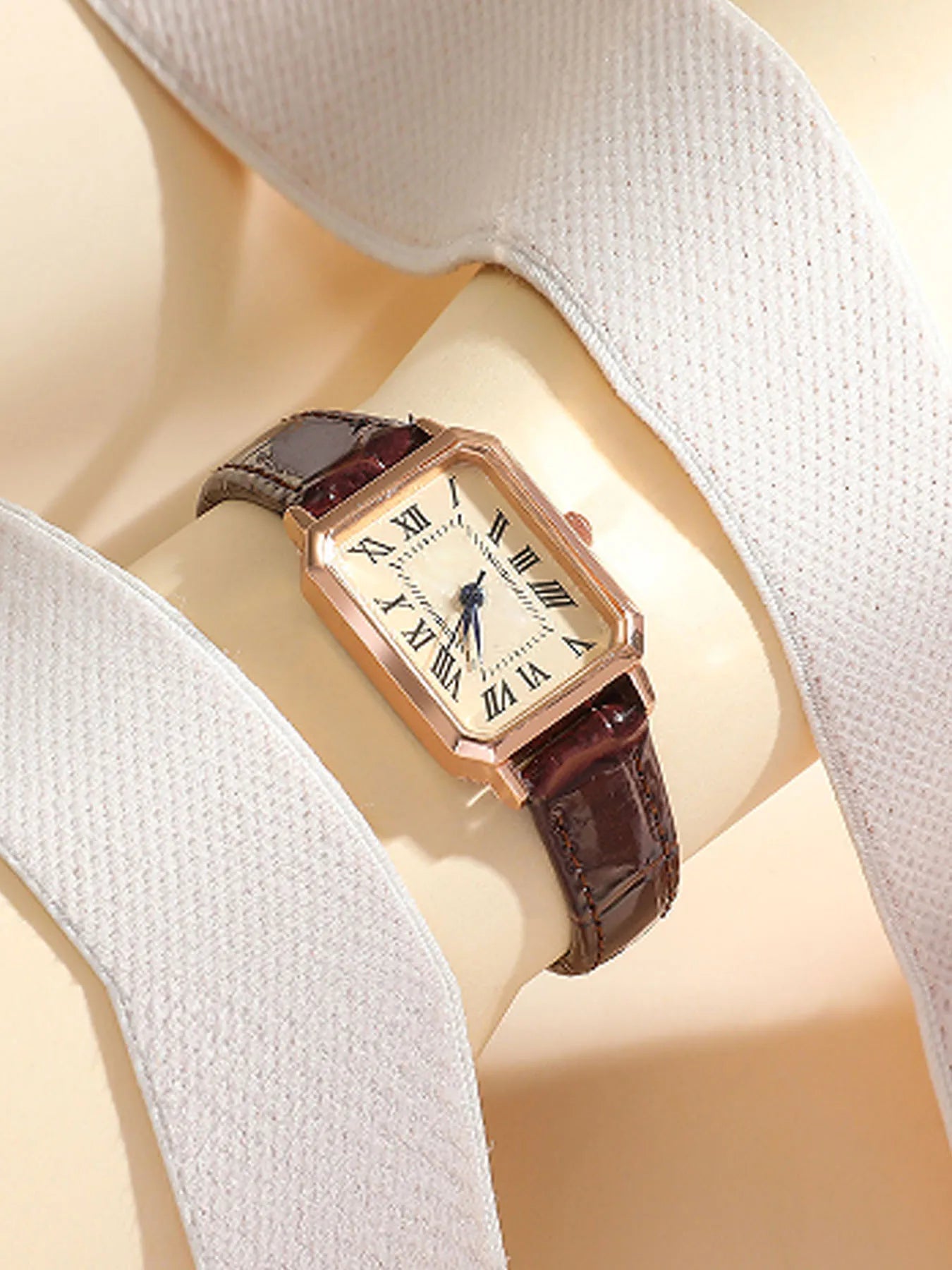 Women's Watch, Quartz Watch, Simple Fashion Casual Watch, Small Elegant Leather Strap, Square Dial with Roman Numerals
