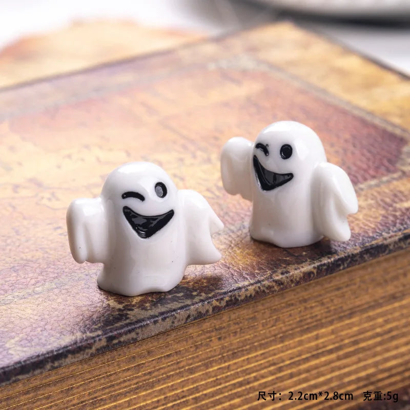 Halloween Ghost Skeleton Small Ornament Desktop Decoration Mini Crafts Miniatures Home Room Tablektop Decoration Figurines