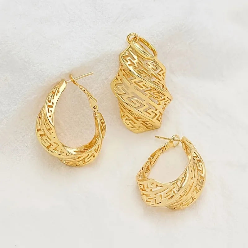Golden Necklace Jewelry Set for Women Special Hollow Design Pendant Earrings Wedding Anniversary Gifts Jewellry Accessories