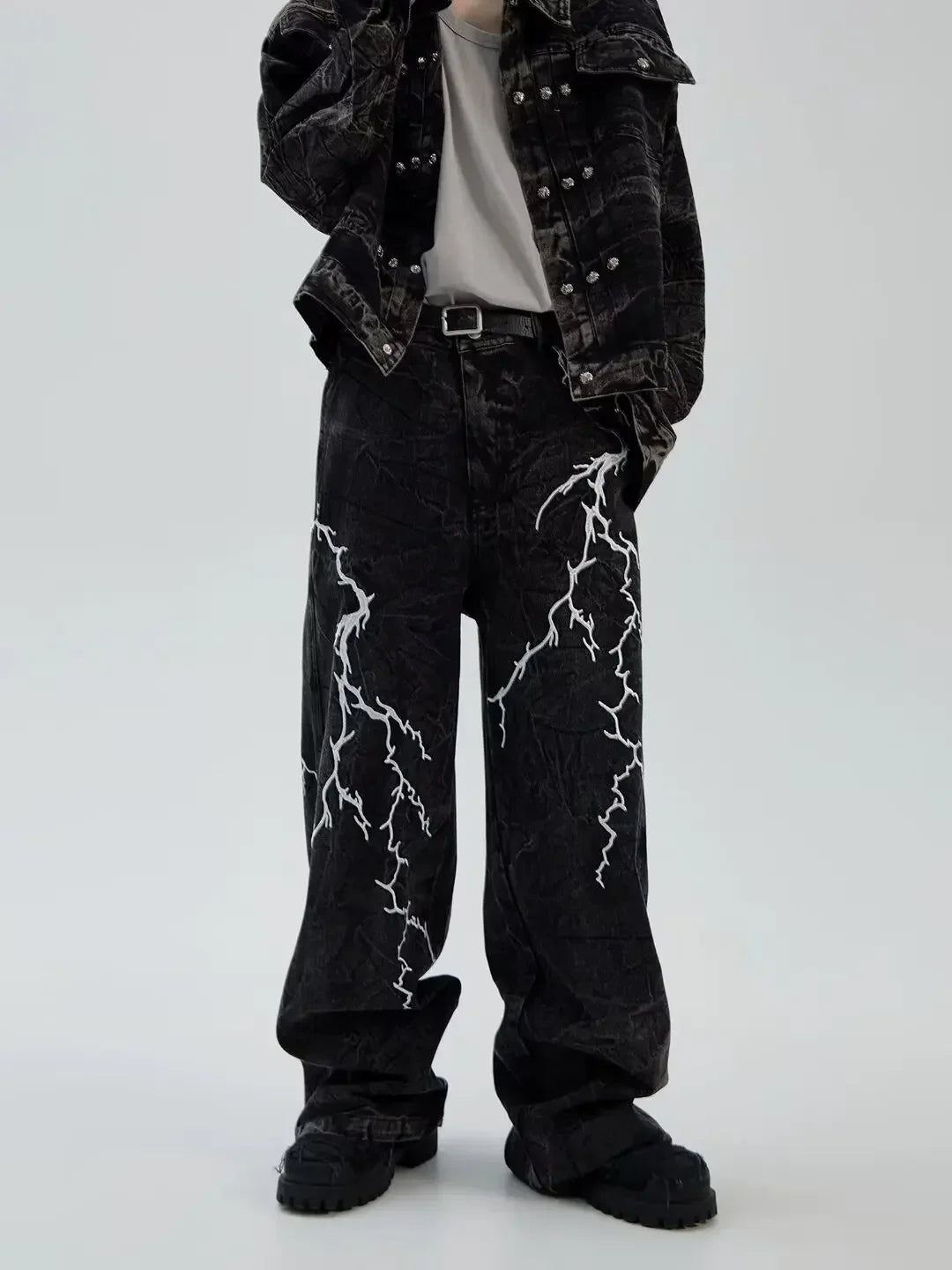 2024 American Washed Flare Jeans, Wide-leg Long Pants with Lightning Embroidery for Both Men and Women on High Street.