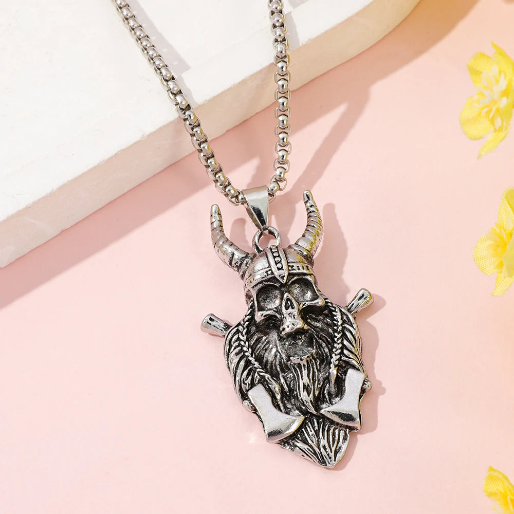 Men's Cool Personalized Viking Skull Pendant Accessories Retro Gothic Gift Toys Suitable for Giving to Friends as Gifts