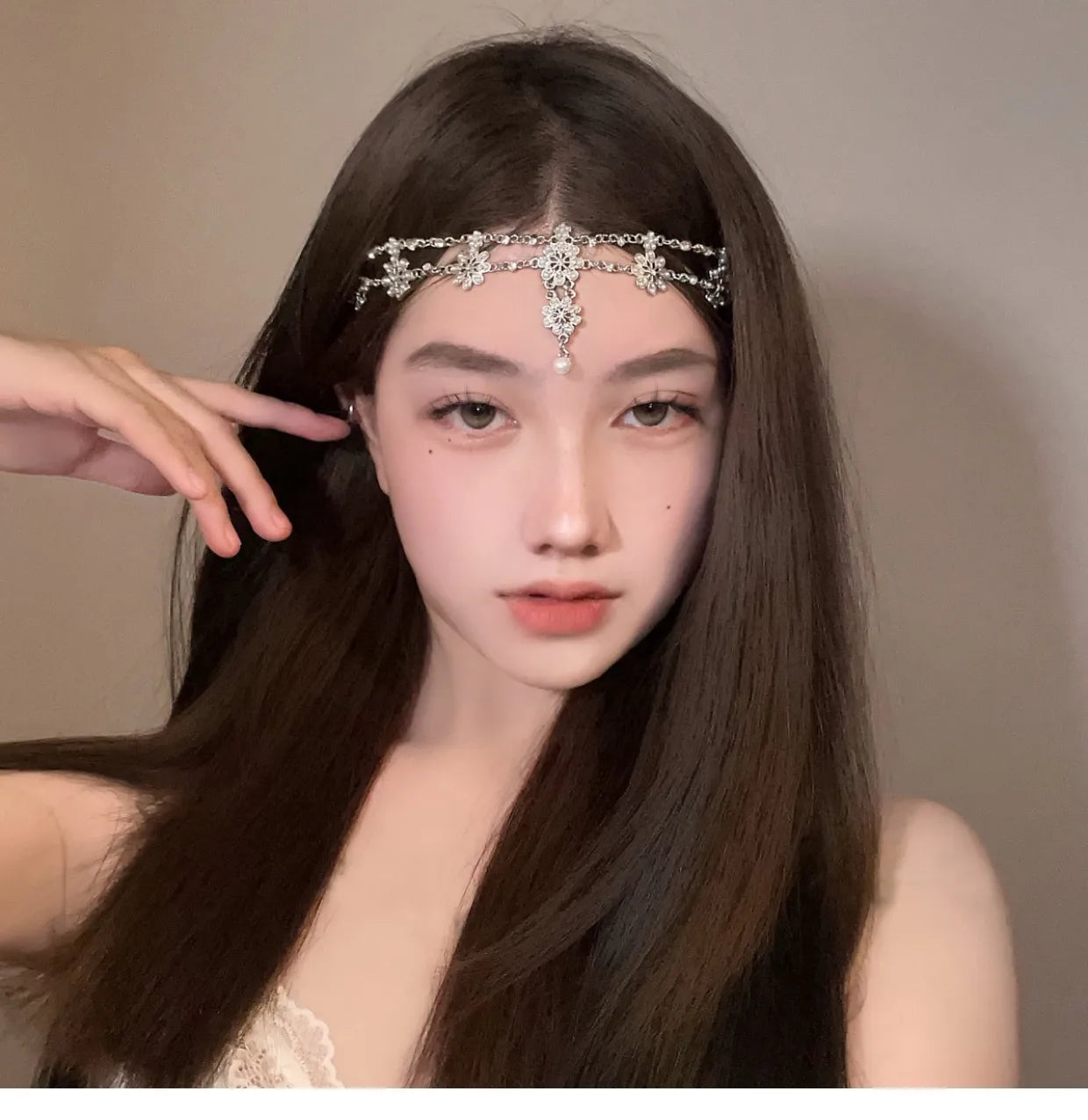 Luxury Jewelry Hair Accessories For Women Waterdrop Flower Tassel Forehead Chain Sexy Red Gemstone Hair Pendant Elegant Hairpin