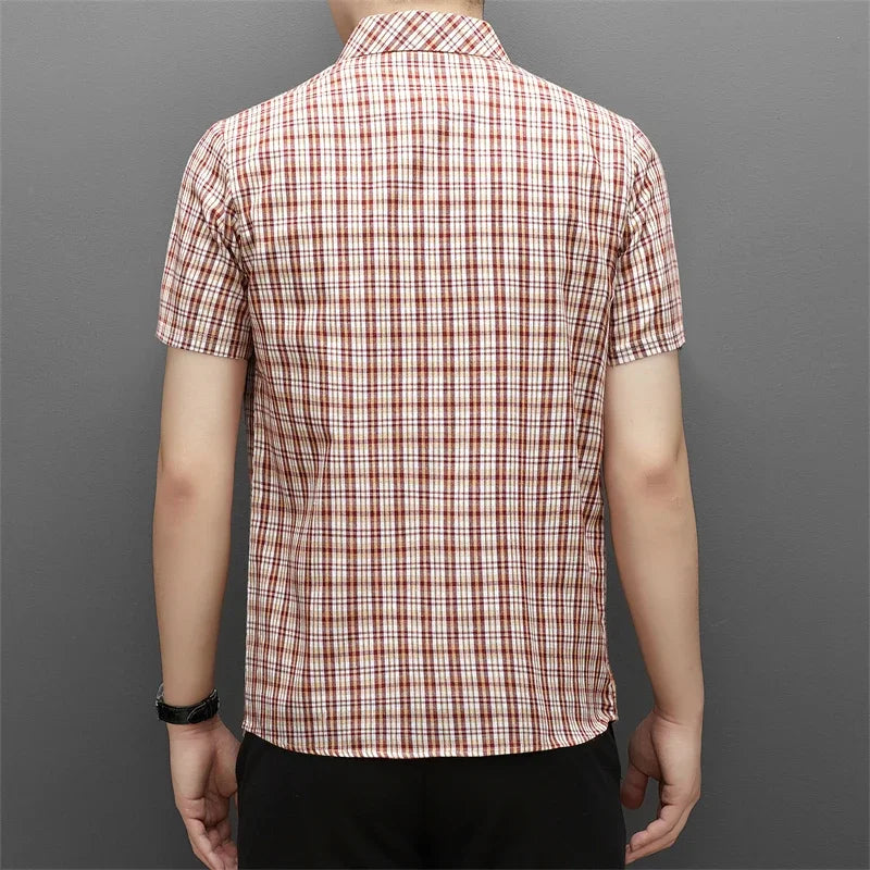 Men's Striped Workwear Casual Short Sleeved Shirt Wrinkle Resistant and Non Ironing Fashionable Top