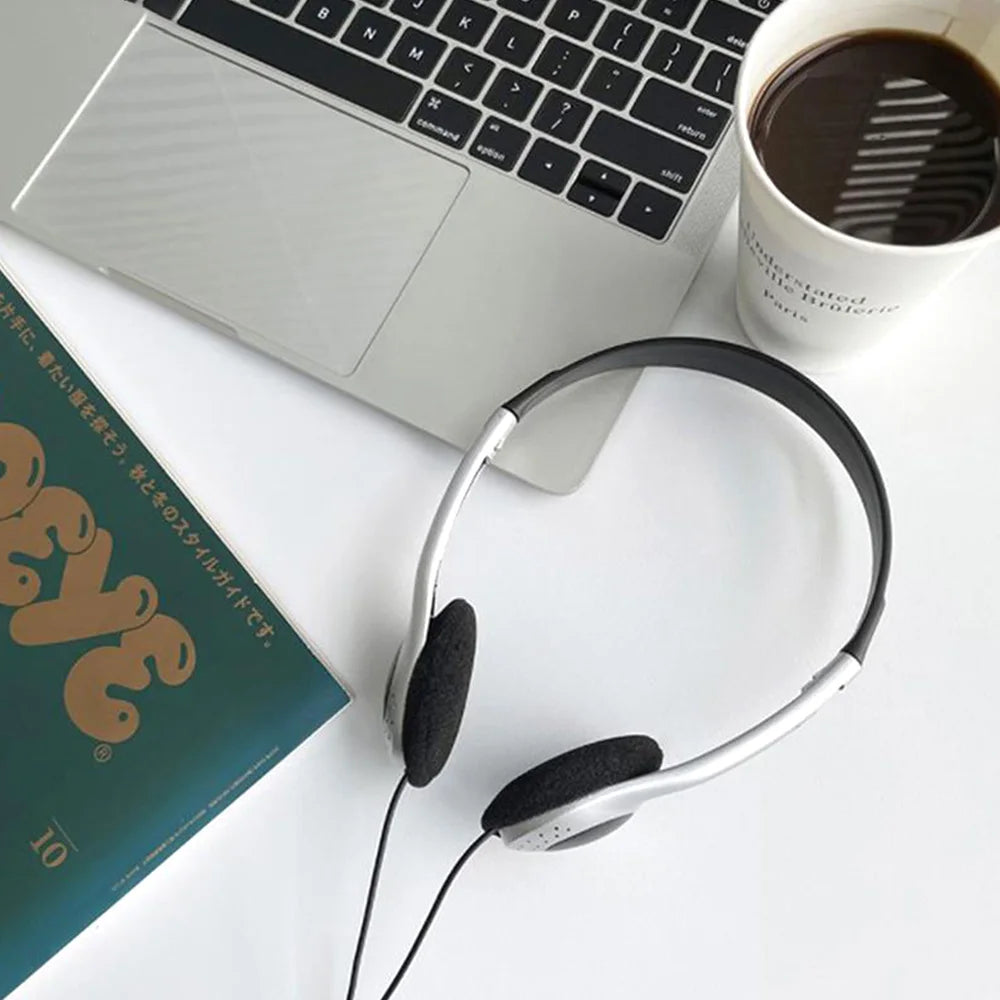 New Headphones Personality Retro Feelings Headset Black Fashion Style Headset Over Ear Earbud 3.5mm Wired Headset Photo Props