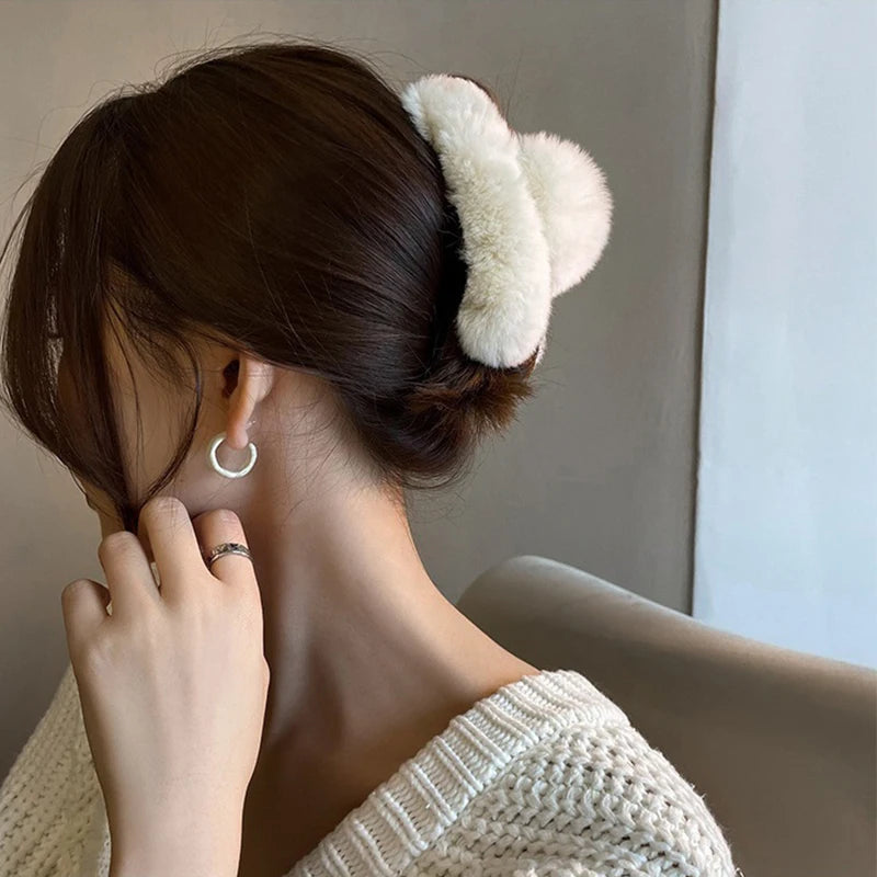 Winter Faux Fur Hair Claw Rabbit Hair Hairpins Plush Hair Clip Barrette Crab Headwear For Women Girls Hair Accessories