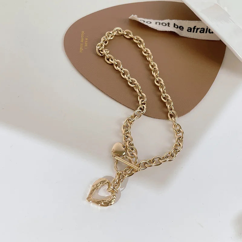 Accessories for Women Love Heart Buckle Necklace for Women Temperament Clavicle Chain Wedding Party Jewelry Gift Collares