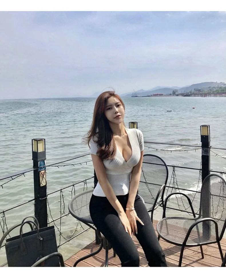 WOMENGAGA Korea Sexy V-neck High Waist Large Chest Tight Thin Knit Short Sleeve T-shirt Women's Hot Sexy Korean Women Tees 5INW