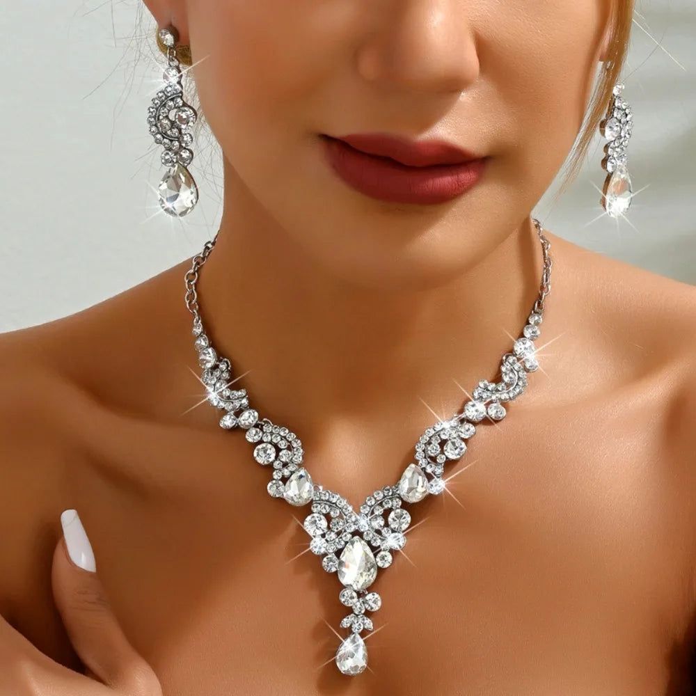 2pcs/set Crystal Bridal Necklaces Earrings Shining Elegant Rhinestone Jewelry Set Exquisite Collar Choker Necklace Earrings Set