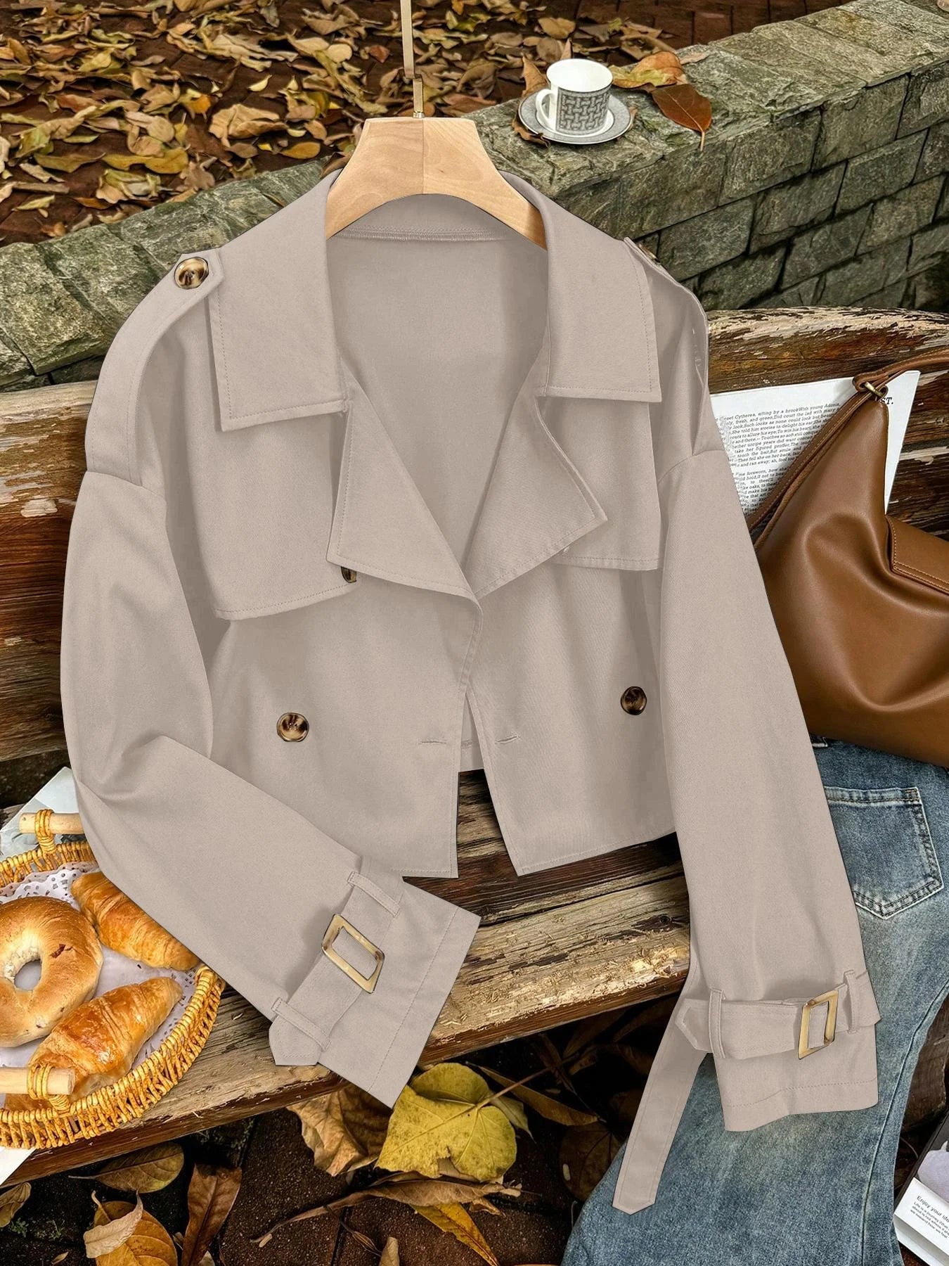 Women's Short Windbreaker Jacket, Casual Fashion Outerwear Coat, Lightweight Raincoat for Spring & Fall, Ladies' Daily Wear Esse