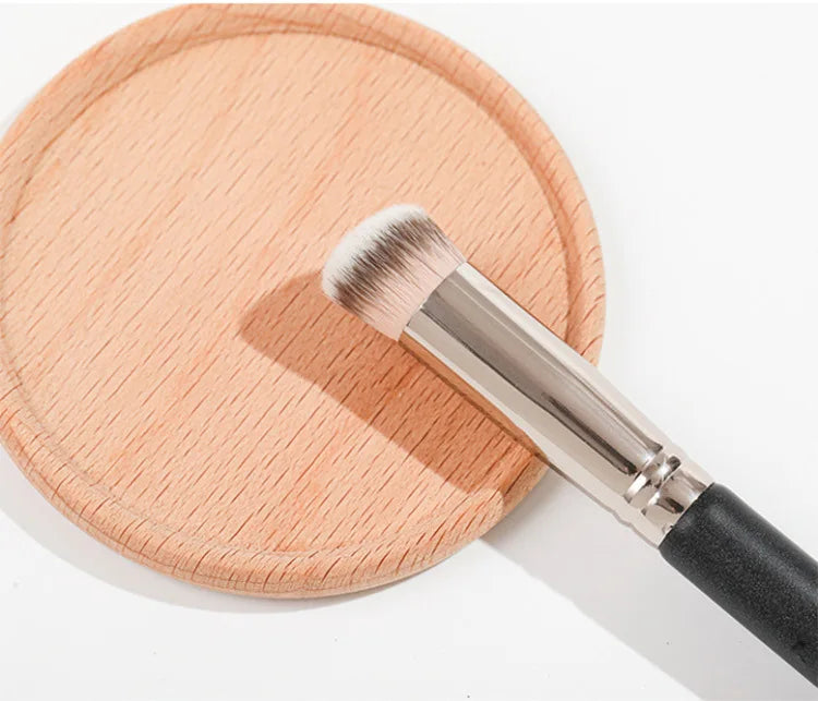 Makeup Brushes Foundation Concealer Angled Seamless Cover Synthetic Dark Circle Liquid Cream Cosmetics Contour Brush Beauty Tool
