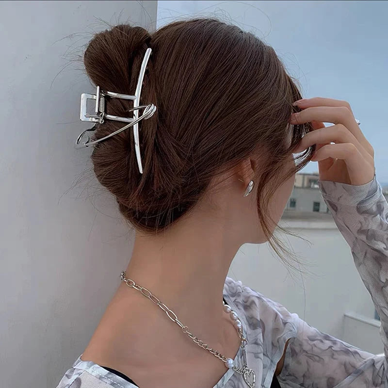 1PC Women Cool Hair Accessories Simple Trendy Pin Hair Claw Fashion Elegant Hair Clip Hairpins High-end Light Luxury Shark Clips