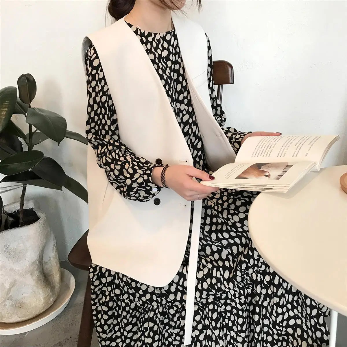 Women's Suit Vest 2025 Spring Autumn New Outerwear Briti Sle Loose plus Size Outerwear oulder Pad Vest Jaet