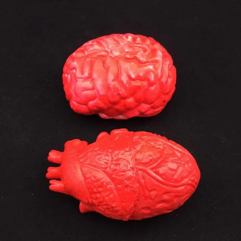 Halloween Props Horrible Blood Broken Fake Limbs Fingers Legs Arm Feet Latex Tricky Toys For Haunted House Decorations