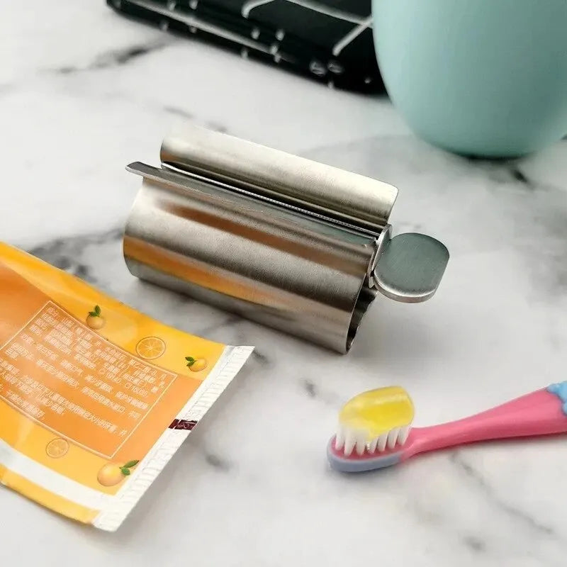 1pc Stainless Steel Wringer Roller Rotate Dispenser for Ointments Cosmetics Bathroom Accessories Toothpaste Squeezer Tube Roller