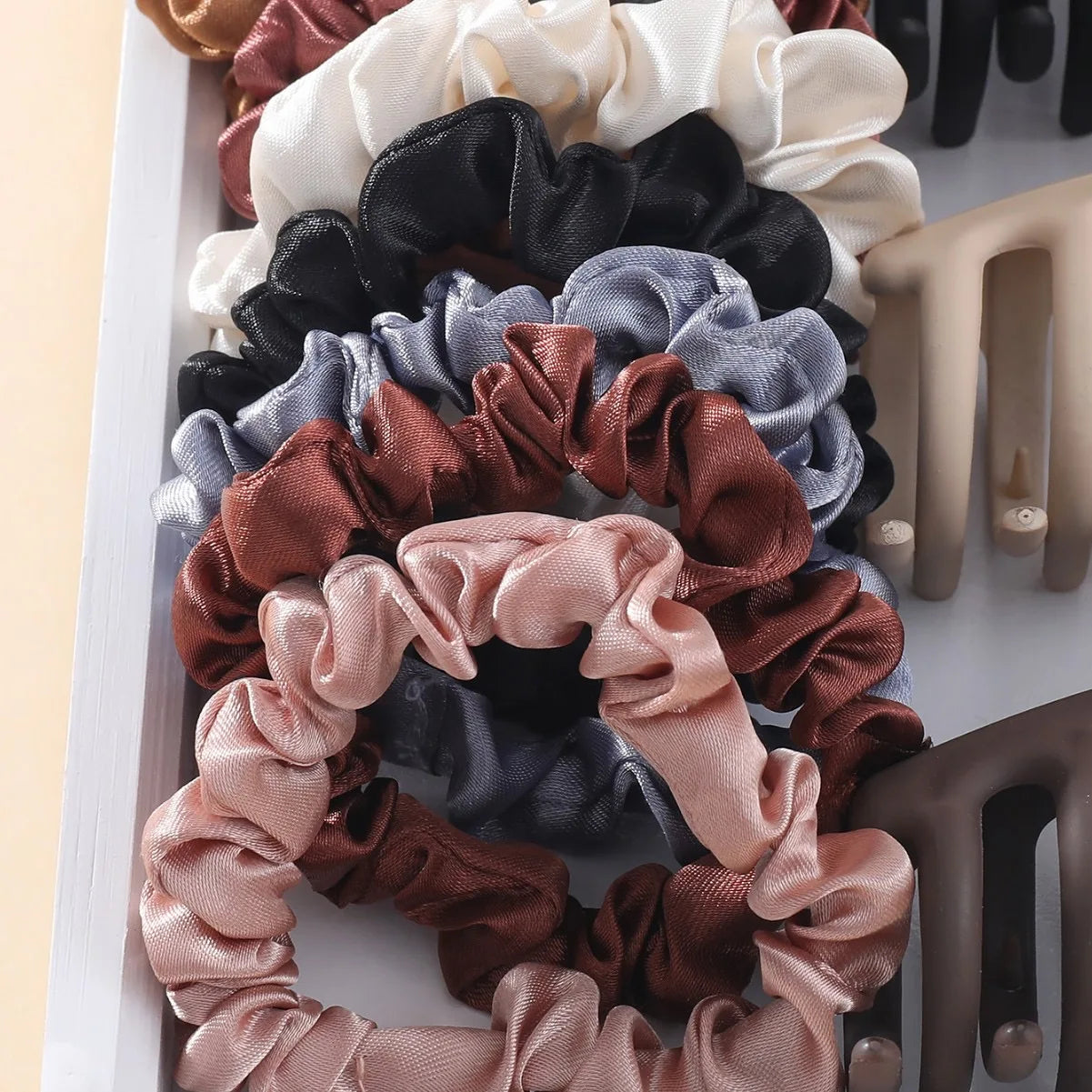 1 Set Hair Accessories for Woman Set Seamless Ponytail Holders Variety Hair Clips Hair Scrunchies HairBands Scrunchy Hair Ties F