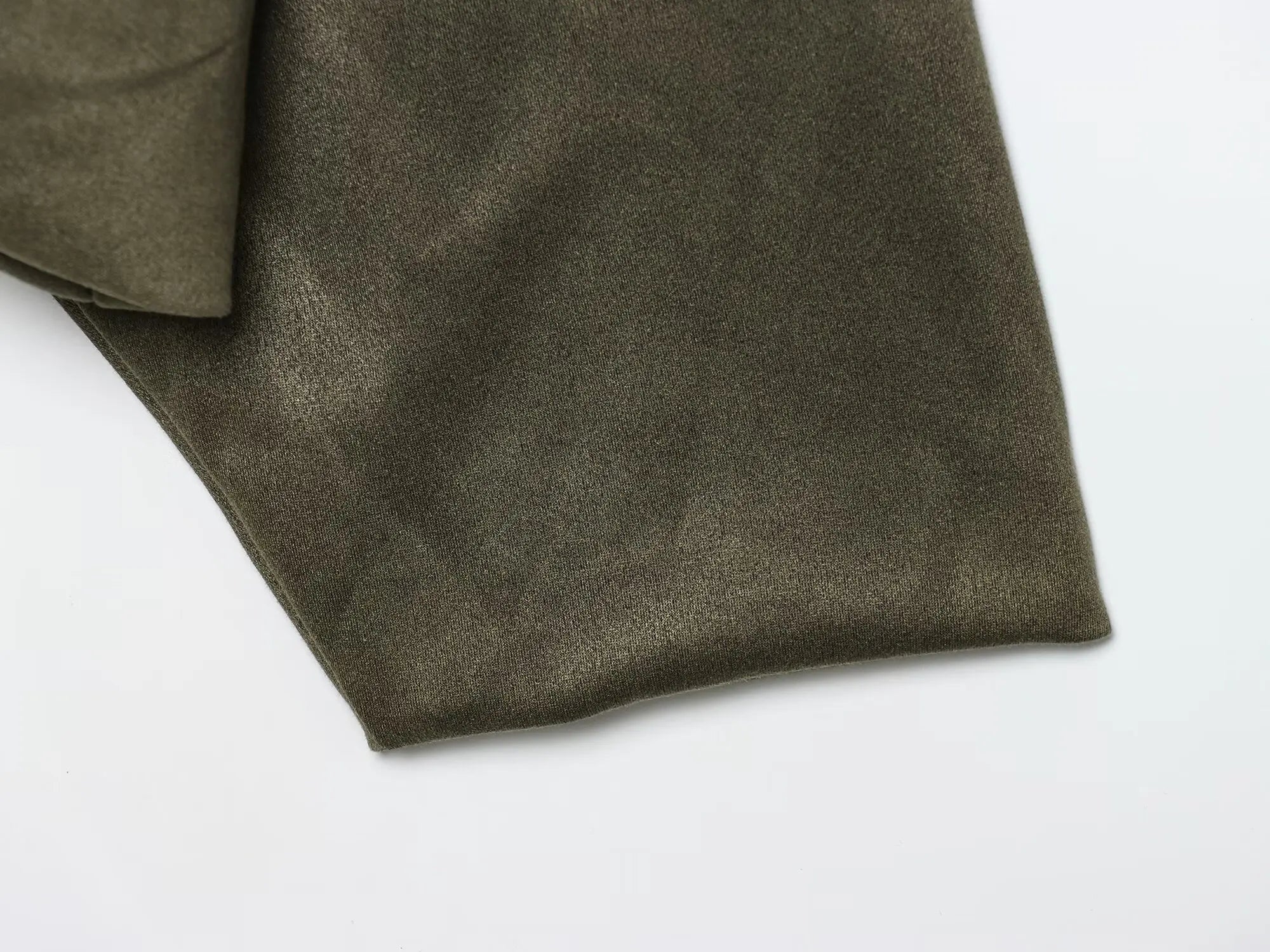 Women's Fashion Jacket Chic Street Fashion Coat: Elegant Women's Autumn Jacket with Loose Bat Sleeves for Youth