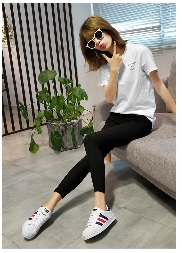 Couple Boardshoes Simple Basics Versatile Comfy Casual Light Walking Shoes New Hot Selling Men Women Student Little White Shoes