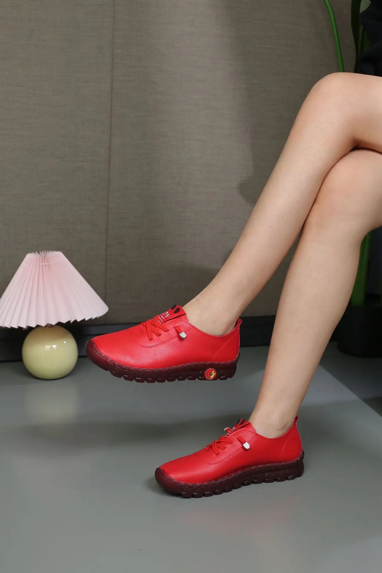 Spring Shockproof Orthopedic Shoes For Women Autumn Lace Up Flats Women's Loafers Ladies Comfort Moccasins Female Driver Shoes