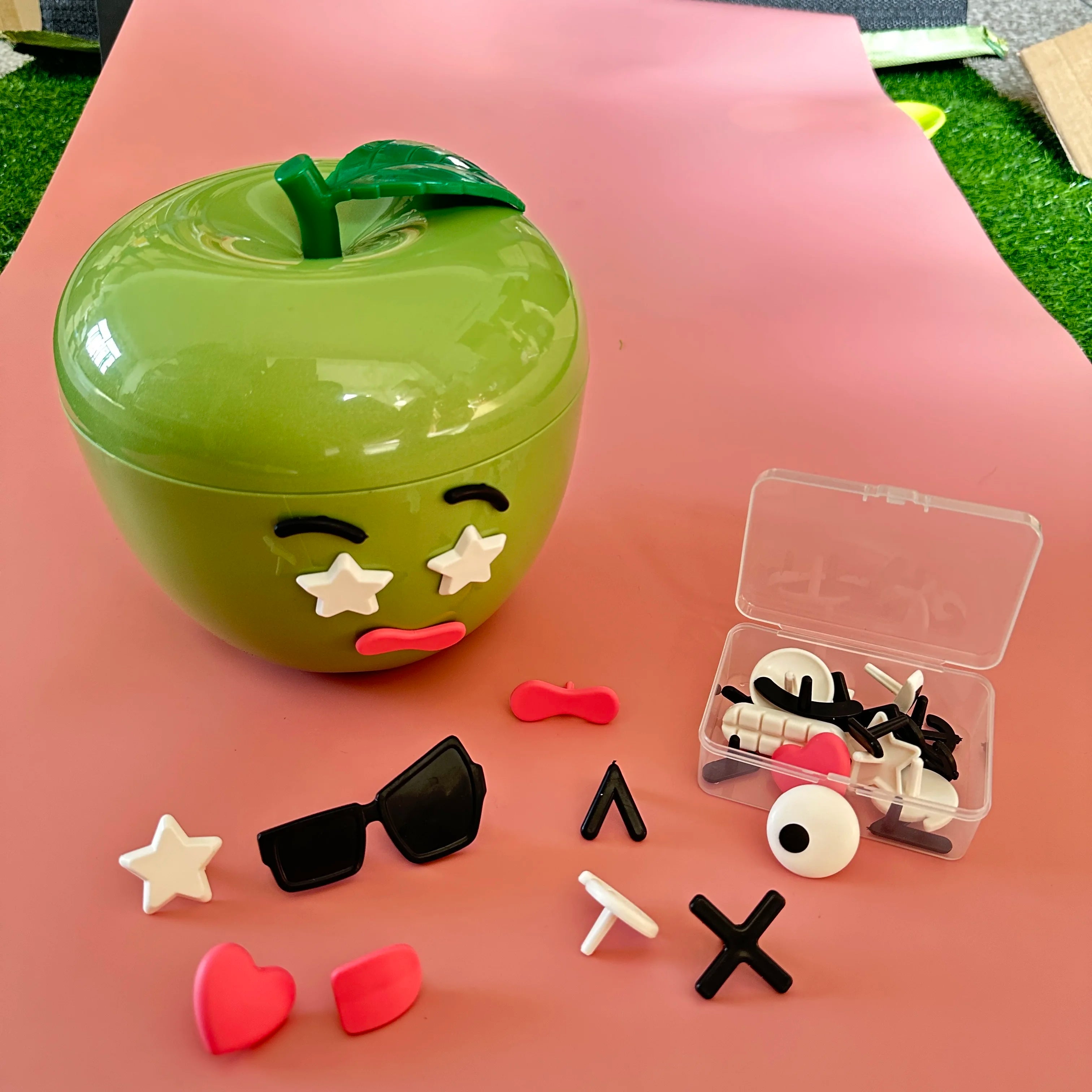 Kids Simulated Barbecue Set with Spray Light and Sound Pretend Play Kitchen Cooking Toy BBQ Educational Toys for Kids Xmas Gifts