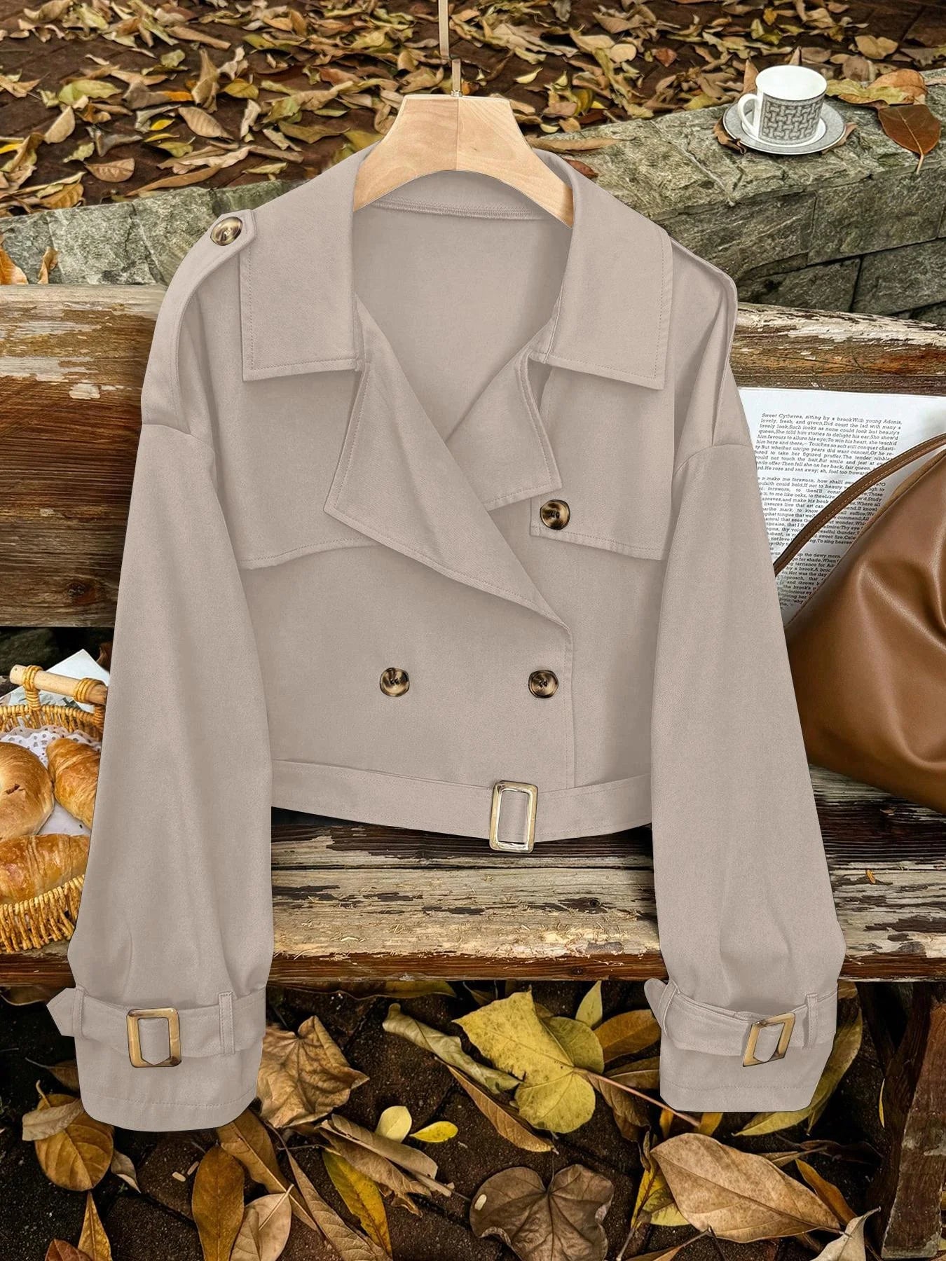 Women's Short Windbreaker Jacket, Casual Fashion Outerwear Coat, Lightweight Raincoat for Spring & Fall, Ladies' Daily Wear Esse