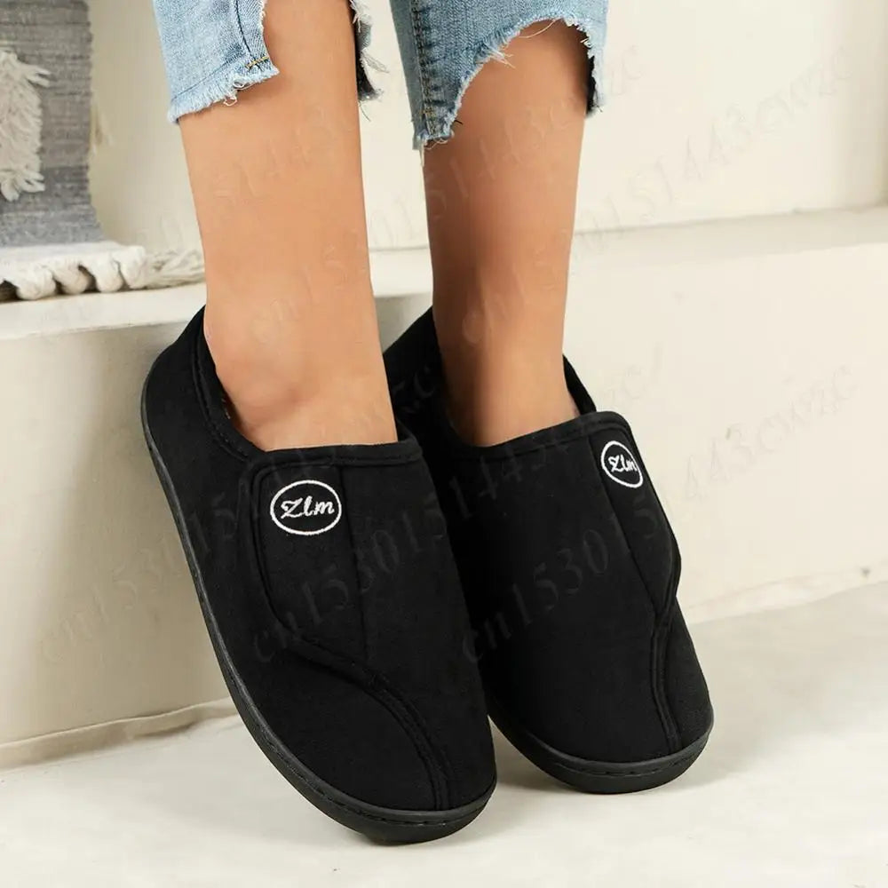 House Shoes for Men Suede Leather Slippers Non-Slip Slip-on Shoes Comfy Warm Plush Indoor/Outdoor for Diabetic Swollen Feet