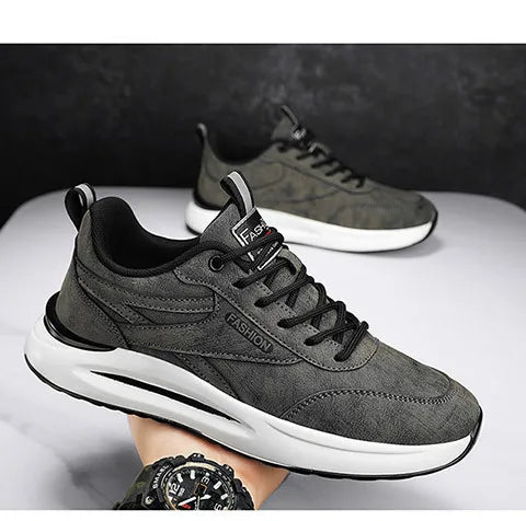 Men's Sneakers 2025 Spring Autumn New Waterproof Non Slip Wear-resistant Work Shoes Outdoor Fashion Lace Up Vintage Casual Shoes
