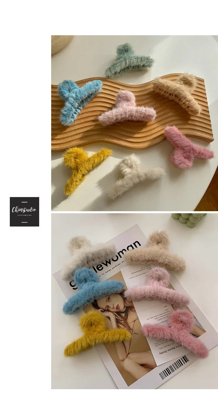 Winter Faux Fur Hair Claws for Women Elegant Acrylic Crab Barrette Hairpin Girls Hair Accessories Furry Headwear Hair Claw Clip