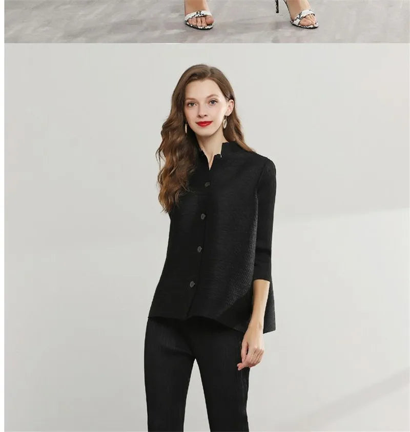 Women's Classic Coat 2025 Spring Autumn Female Temperament Stand Collar Short Mother Jacket Cropped Sleeve Cardigan Overwear