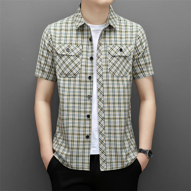 Men's Striped Workwear Casual Short Sleeved Shirt Wrinkle Resistant and Non Ironing Fashionable Top