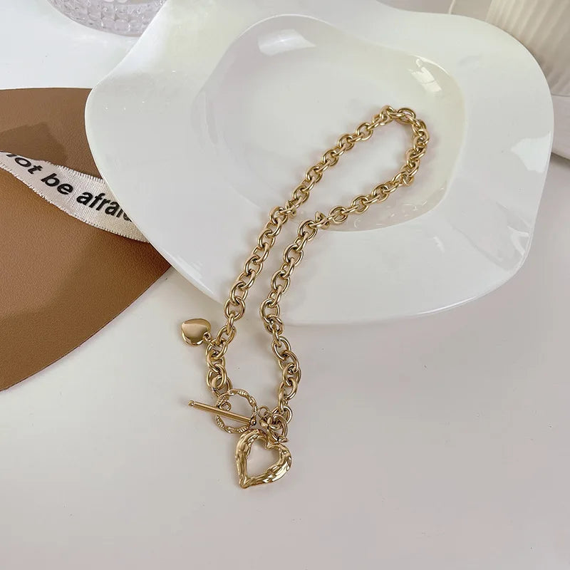 Accessories for Women Love Heart Buckle Necklace for Women Temperament Clavicle Chain Wedding Party Jewelry Gift Collares