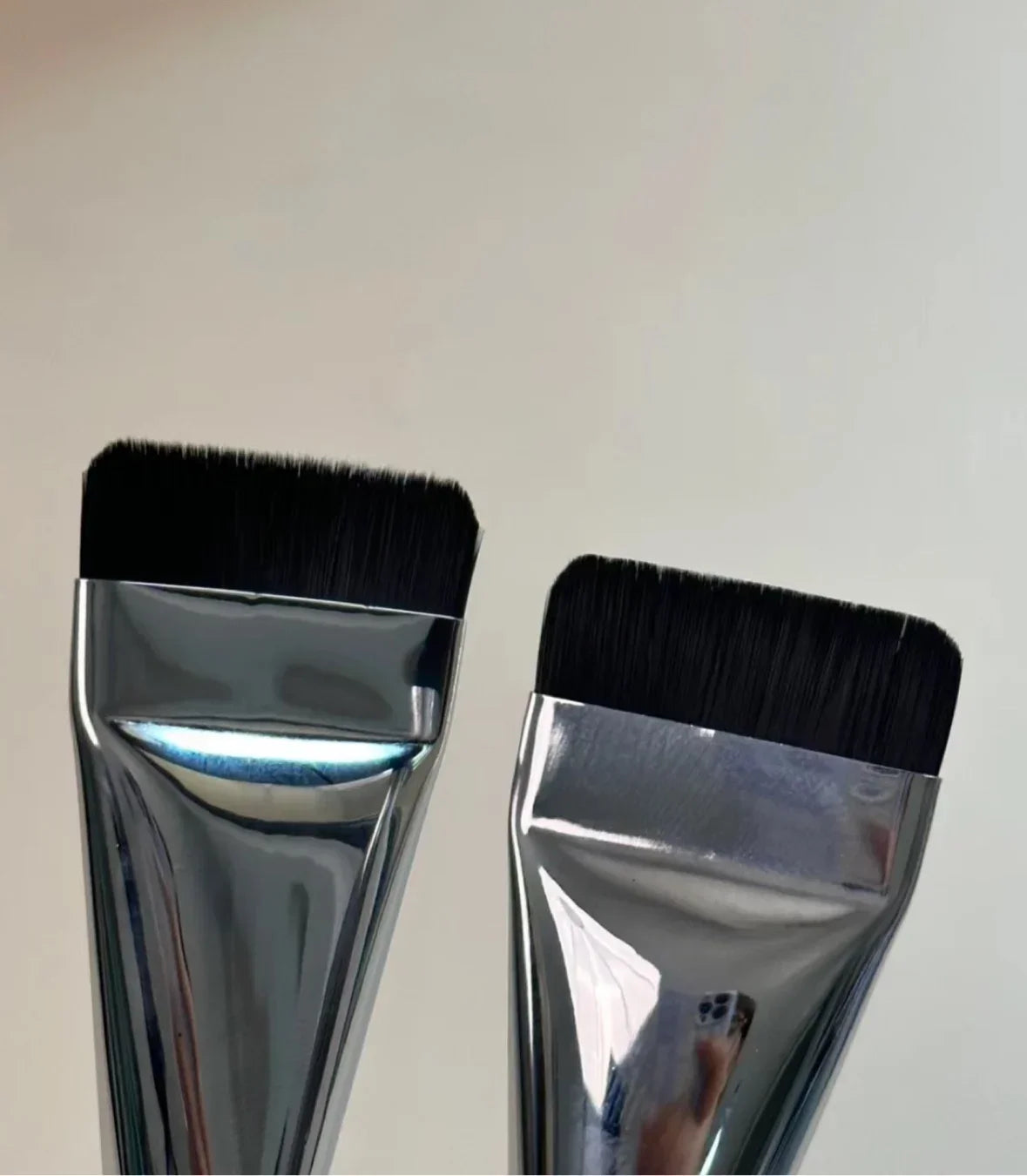 Korea wakemake Flat head One line Foundation Makeup Mask Ultra-thin flawless bare skin concealer brush Makeup tool brush