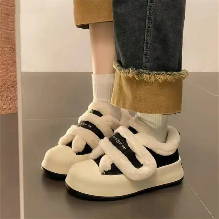 Shoes Woman 2025 Casual Female Sneakers Clogs Platform Autumn Shallow Mouth Round Toe British Style Loafers Fur New Creepers Fal
