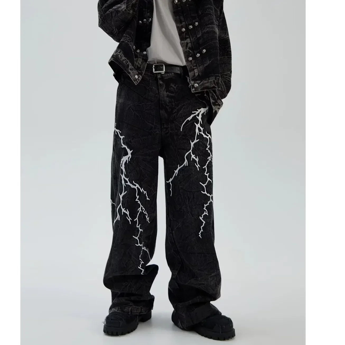 2024 American Washed Flare Jeans, Wide-leg Long Pants with Lightning Embroidery for Both Men and Women on High Street.