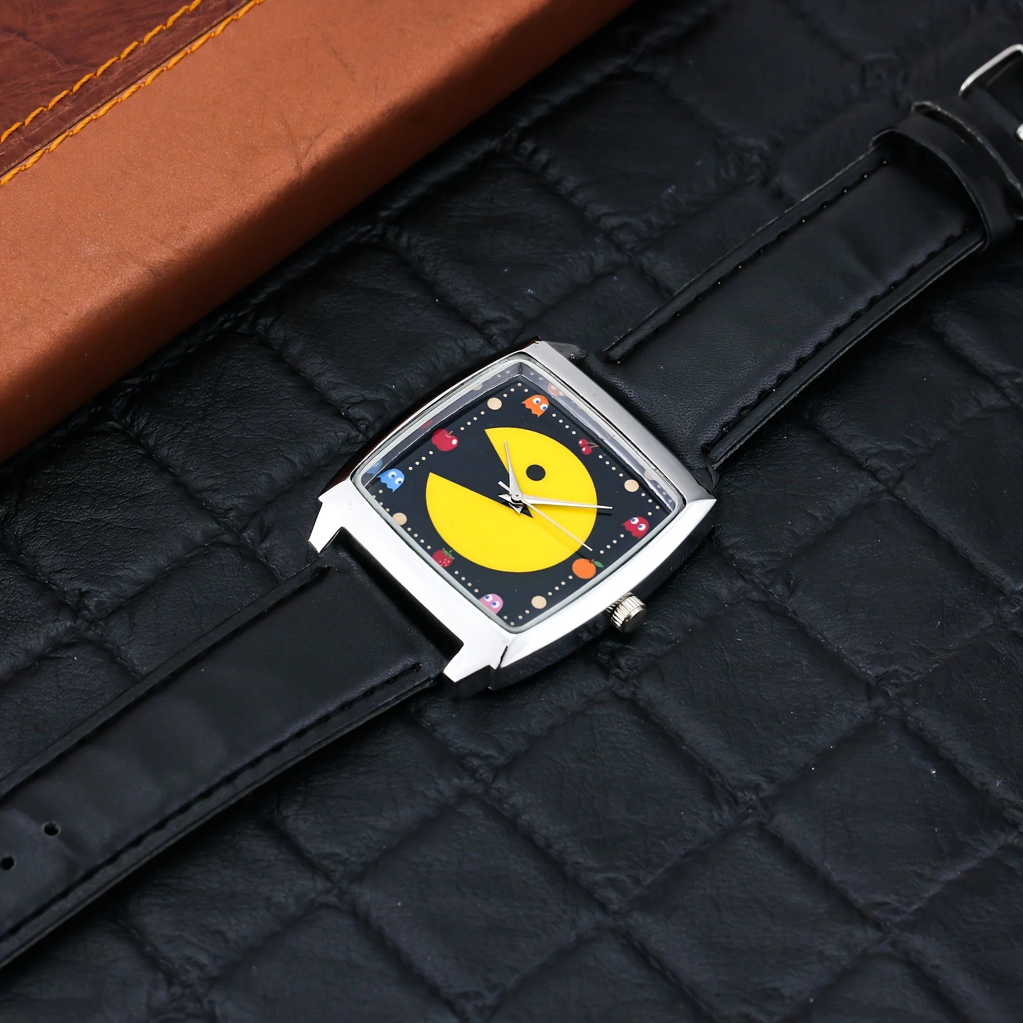 New Big Mouth Cartoon Watch for Men and Women Fashion Trend Wine Bucket Men and Women's Watch for Men and Women