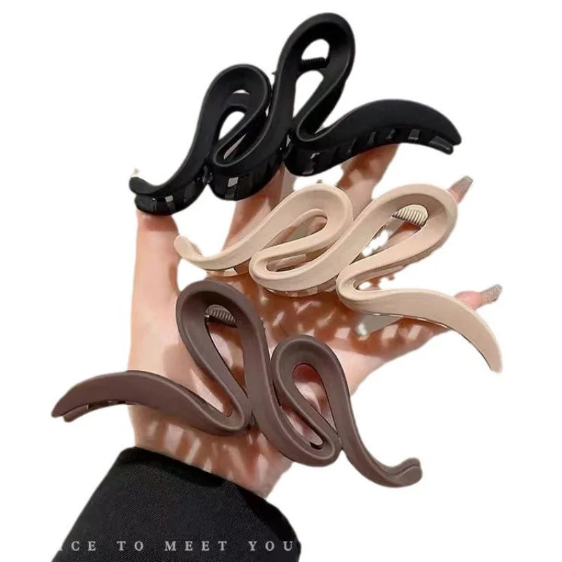 Fashion Korean Solid Color Acrylic Wave Hair Claws for Women Simple Hair Clip High Quality Daily Hair Accessories Girls Gift
